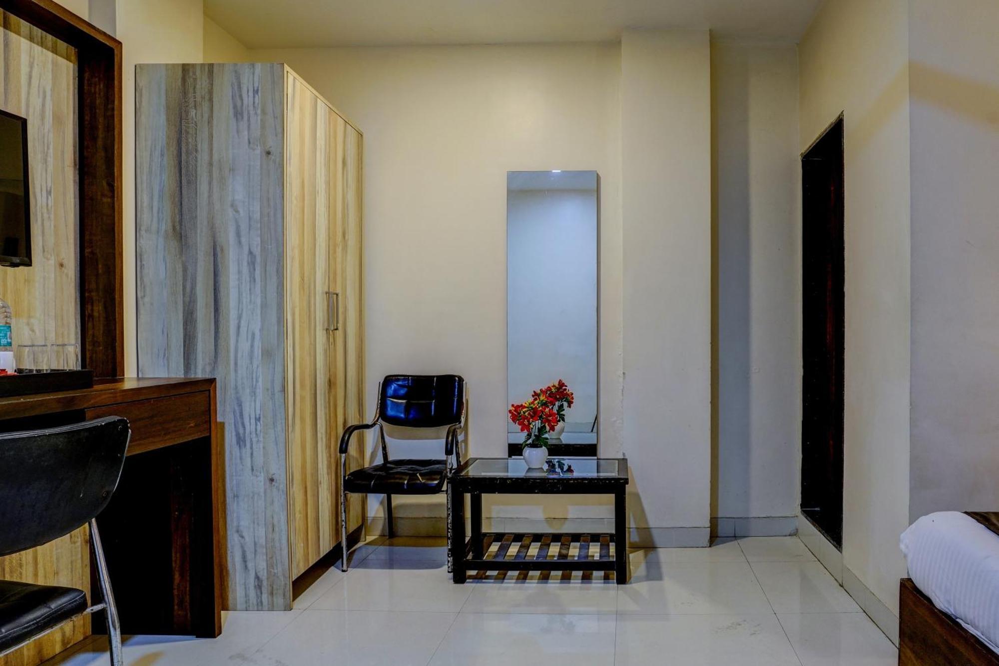 Hotel O Aishwarya Service Apartment Navi Mumbai Dış mekan fotoğraf